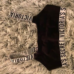 Victoria’s Secret black sports bra